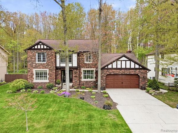 4174 Old Forge Drive, Fort Gratiot Twp, MI 48059