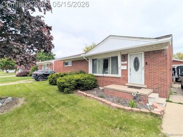 14940 Pennsylvania Road, Southgate, MI 48195