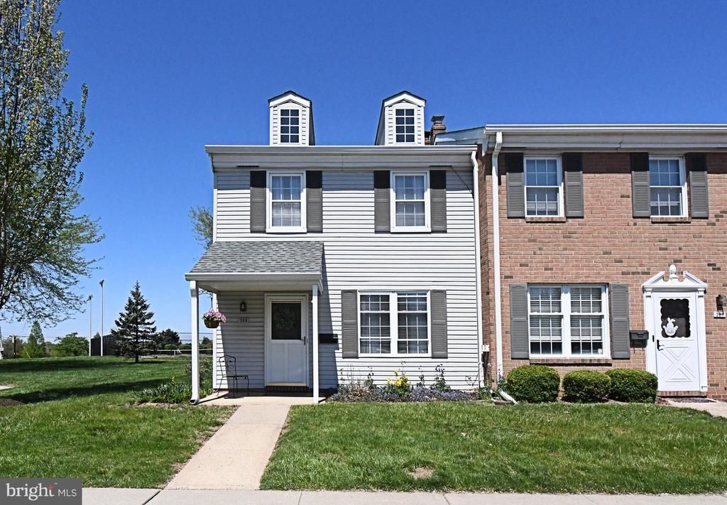 308 CHRISTOPHER COURT, LANSDALE, PA 19446