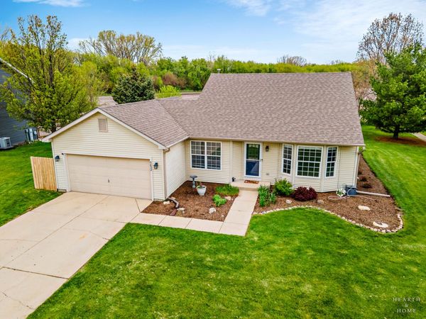 5832 Landcaster Circle , McHenry, IL 60050