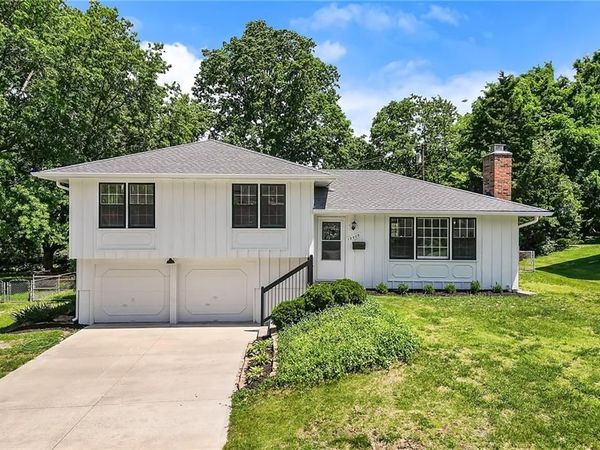 13509 Belmeade Avenue, Grandview, MO 64030