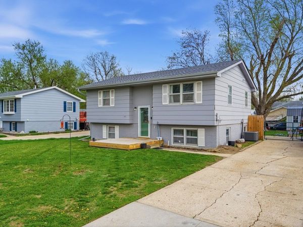 131 Patterson Street SE, Bondurant, IA 50035