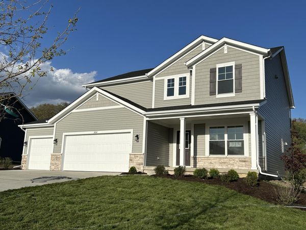 3002 Travelers Way , Valparaiso, IN 46385