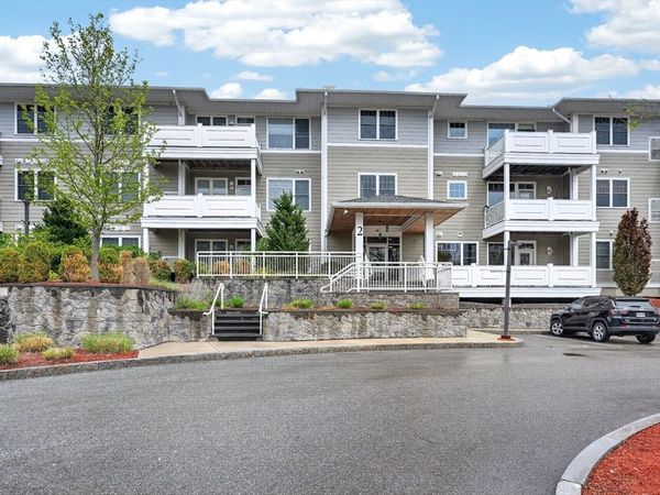 2 Inwood Drive, Unit 3012, Woburn, MA 01801