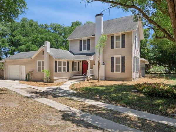 605 E LAKEVIEW AVENUE , EUSTIS, FL 32726
