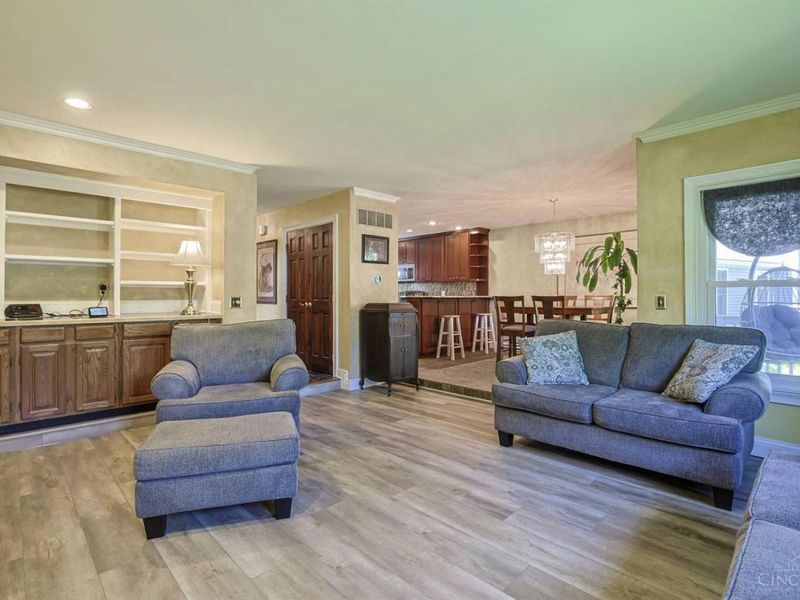 1081 Oysterbay Drive, Anderson Twp, OH 45255 Photo 10
