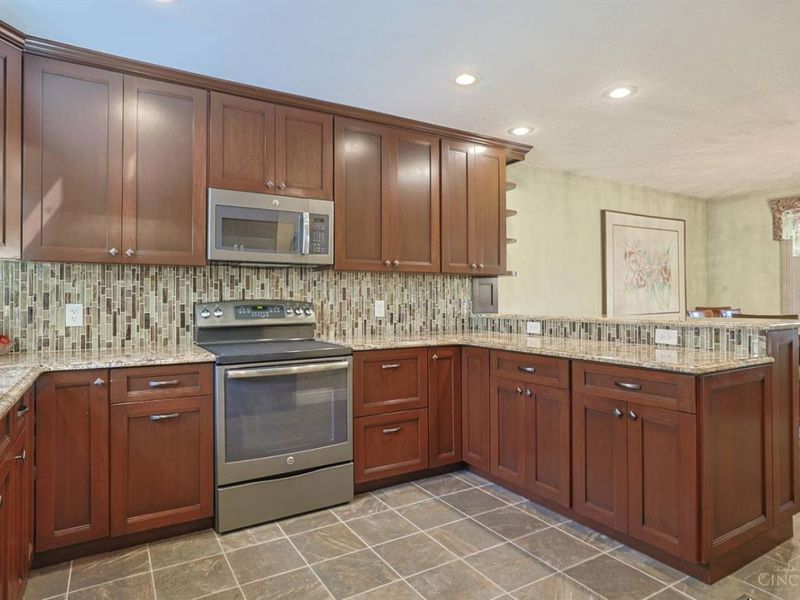 1081 Oysterbay Drive, Anderson Twp, OH 45255 Photo 15