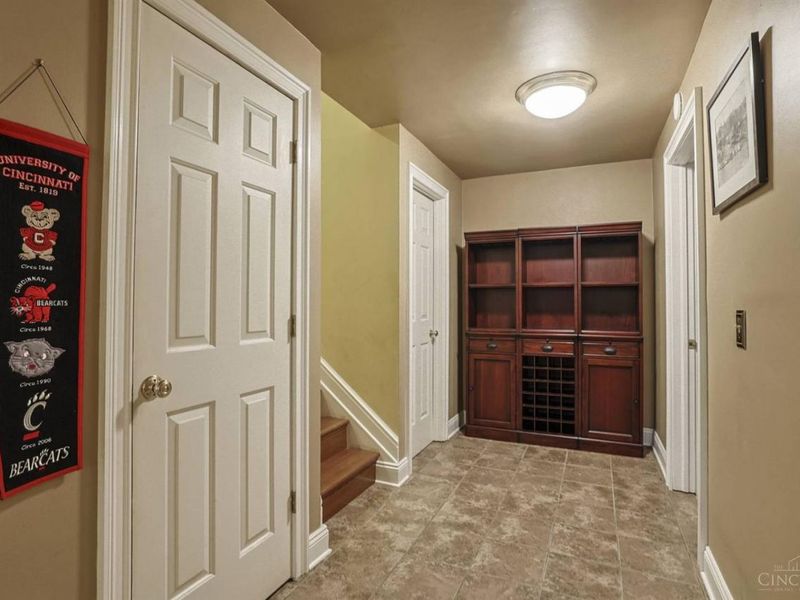 1081 Oysterbay Drive, Anderson Twp, OH 45255 Photo 29