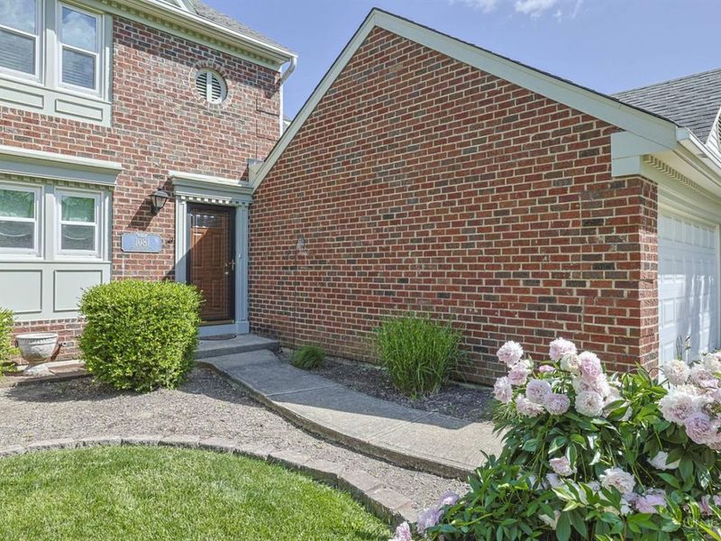 1081 Oysterbay Drive, Anderson Twp, OH 45255 Photo 3