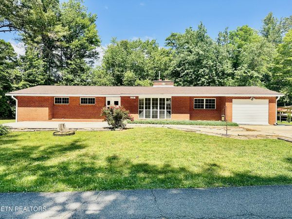 117 Coon Hunters Rd, Wartburg, TN 37887