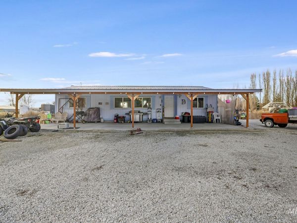 89 S 860 Road West, Paul, ID 83347