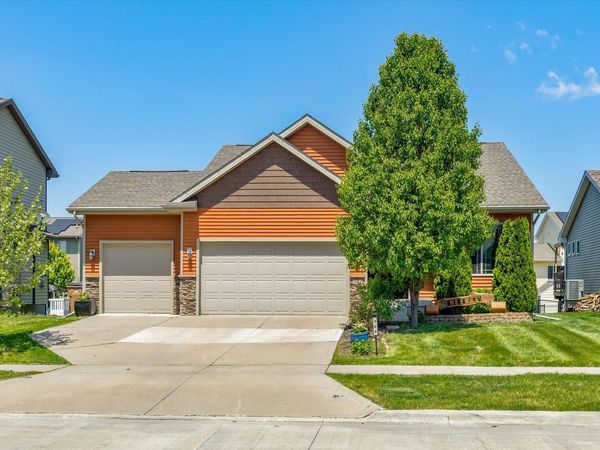 304 Tailfeather Drive NW, Bondurant, IA 50035