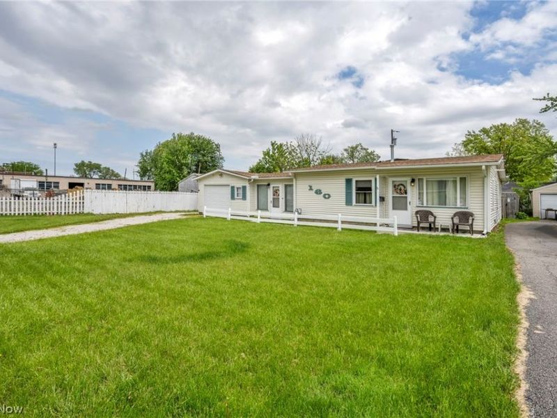 160 Boston Avenue, Elyria, OH 44035 Photo 4