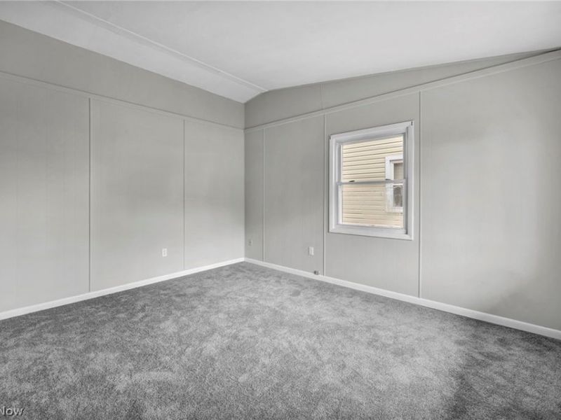 160 Boston Avenue, Elyria, OH 44035 Photo 6
