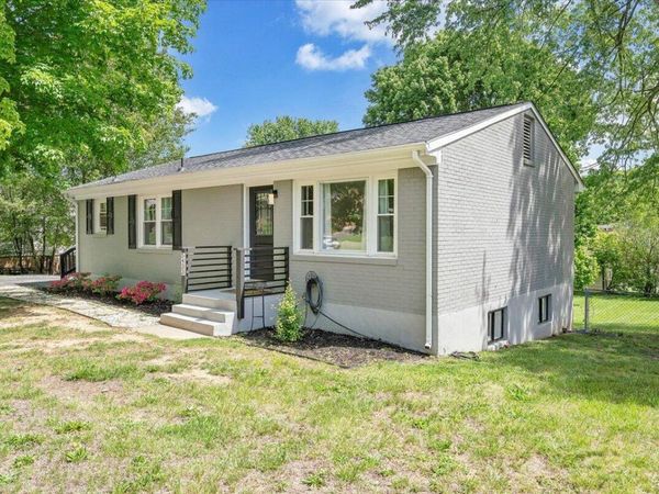 5433 Eveningwood LN , Roanoke, VA 24019