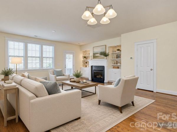 1023 White Point Drive, Huntersville, NC 28078