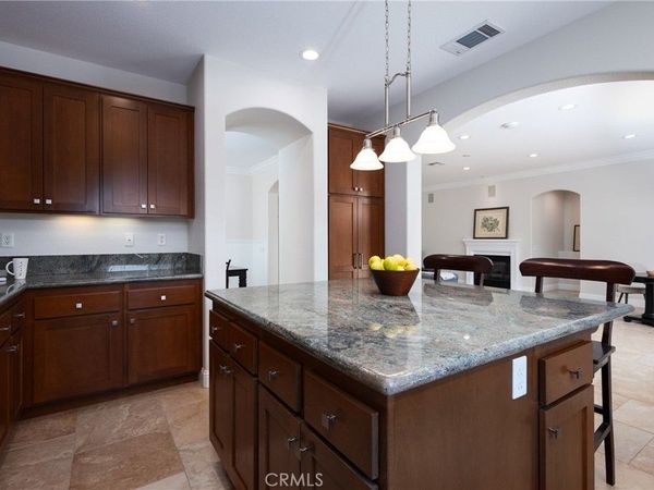 1180 Terrazzo Way, Santa Maria, CA 93455
