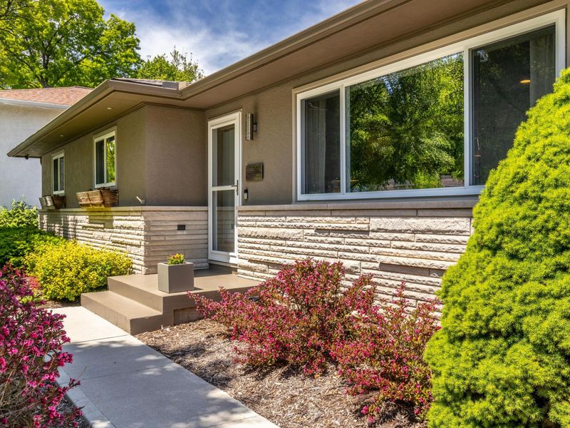2832 Alder Vista Drive, Columbus, OH 43231 Photo 5