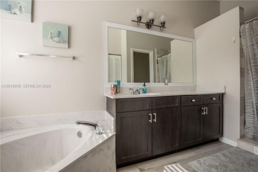 777 Tanglewood Cir , Weston, FL 33327 Photo