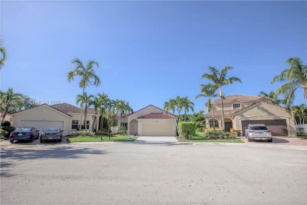 777 Tanglewood Cir , Weston, FL 33327 Photo
