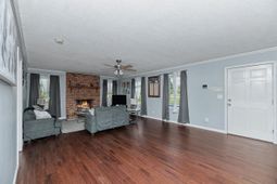 571 Hodges Drive photo 4