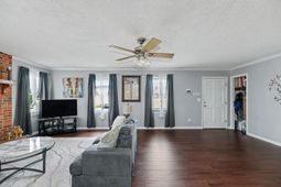 571 Hodges Drive photo 4