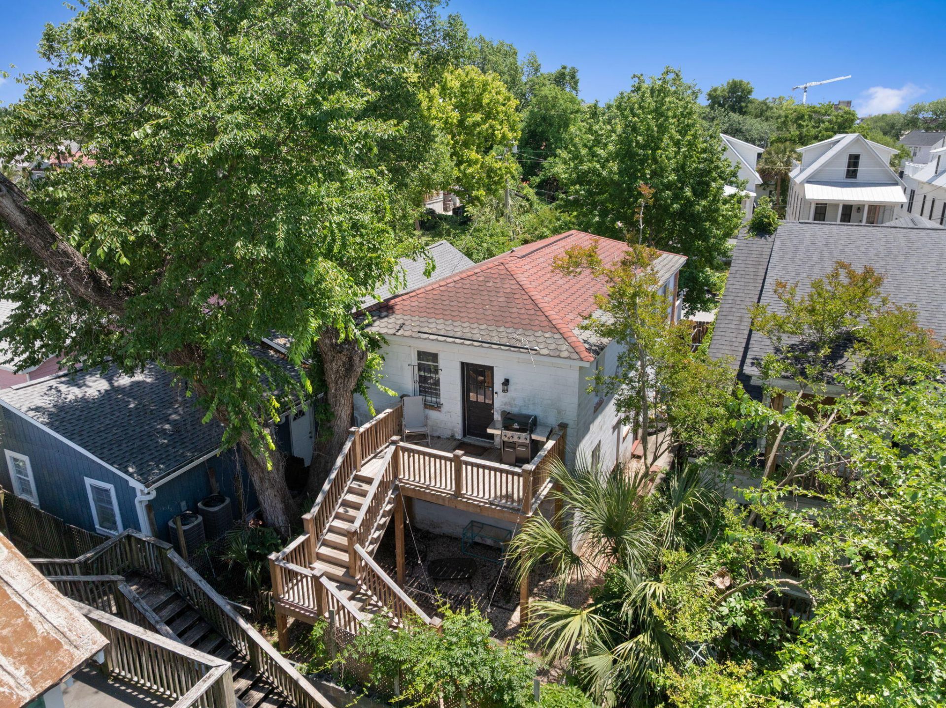 210 Line Street Photo 1