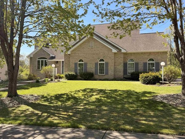 8813 Nelson Crossing, Verona, WI 53593