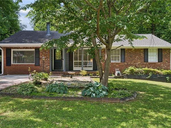 2530 Rolling View Drive SE, Smyrna, GA 30080