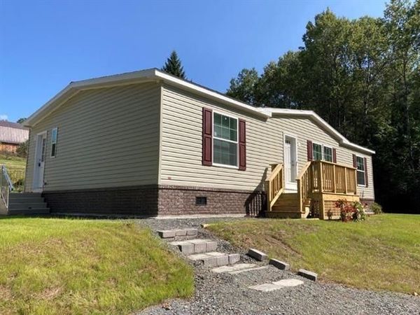 147 Stark Hill Road, Canaan, NH 03741
