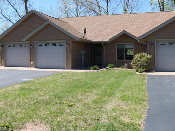 481 9th Avenue NE, Pine City, MN 55063