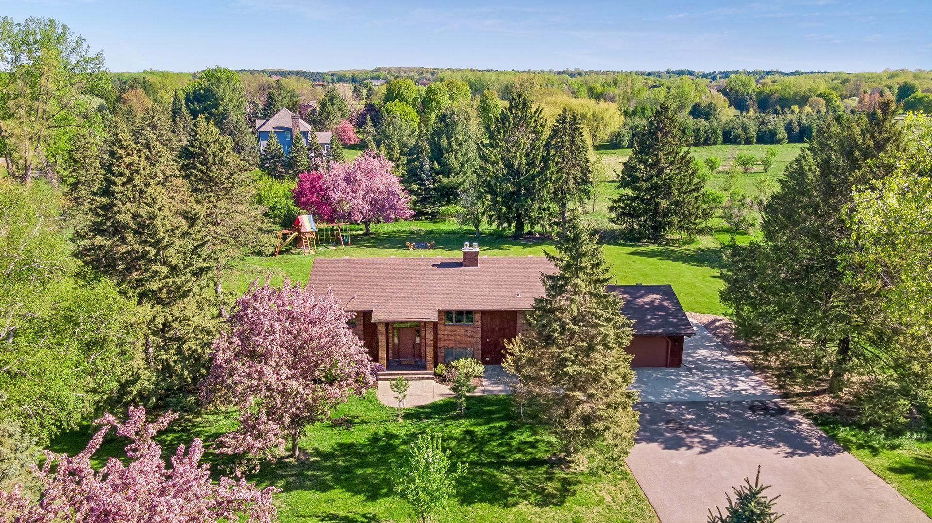 7 Doral Road, Dellwood, MN 55110