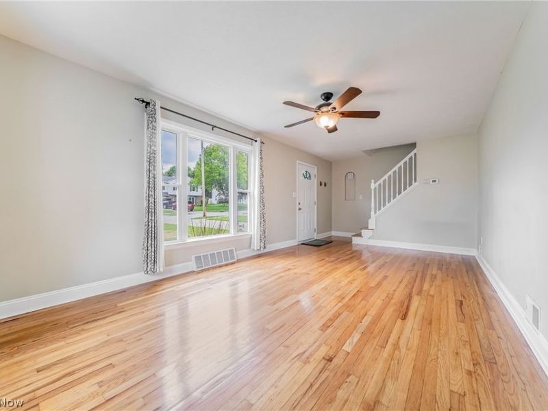 5368 Strawberry Lane, Willoughby, OH 44094 Photo 7