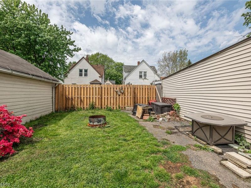 3858 W 16th Street , Cleveland, OH 44109 Photo 19