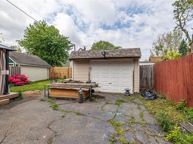 3858 W 16th Street , Cleveland, OH 44109 Photo 36