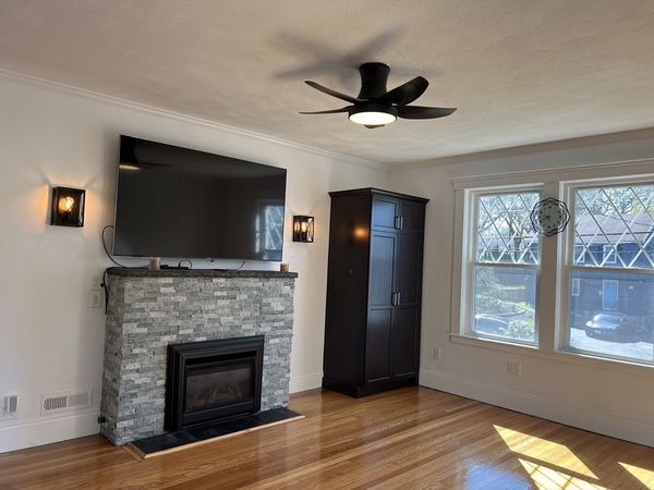 93 Crescent Hill Ave, Arlington, MA 02474