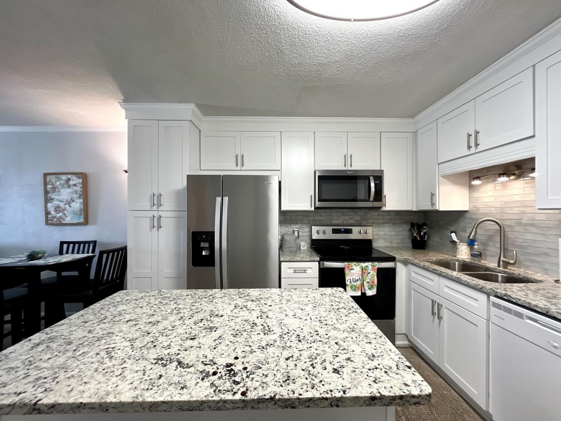 9660 Shore Dr.  Photo 6