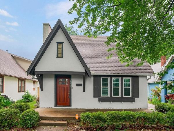 915 E 76th Terrace, Kansas City, MO 64131