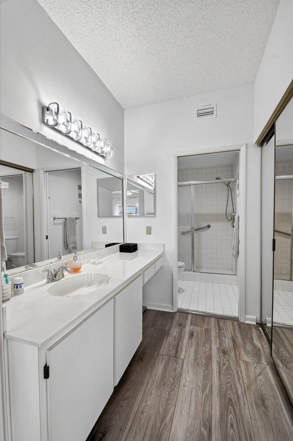 6193 Pointe Regal Circle, Unit 402, Delray Beach, FL 33484 Photo