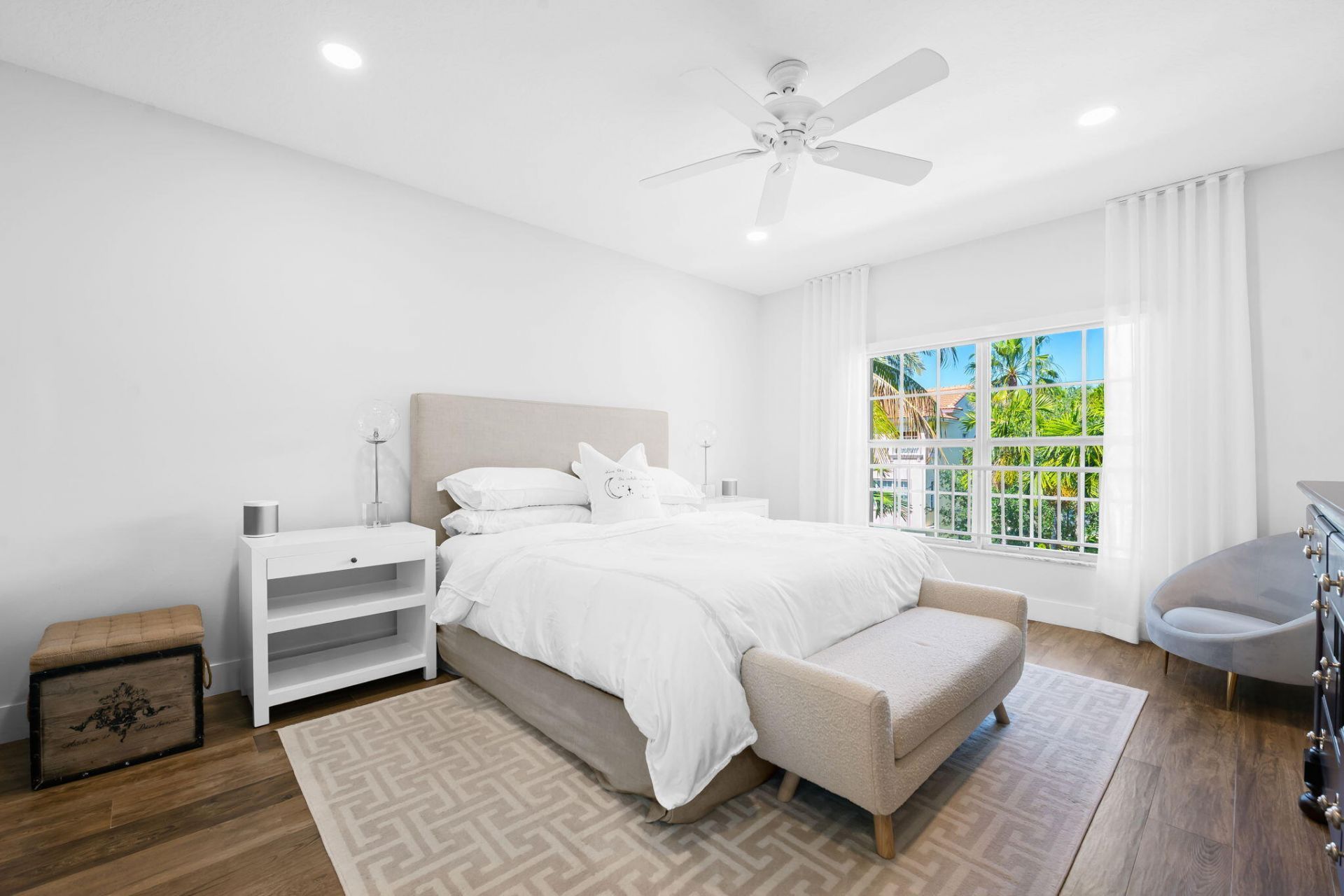 5675 NE Trieste Way, Boca Raton, FL 33487 Photo