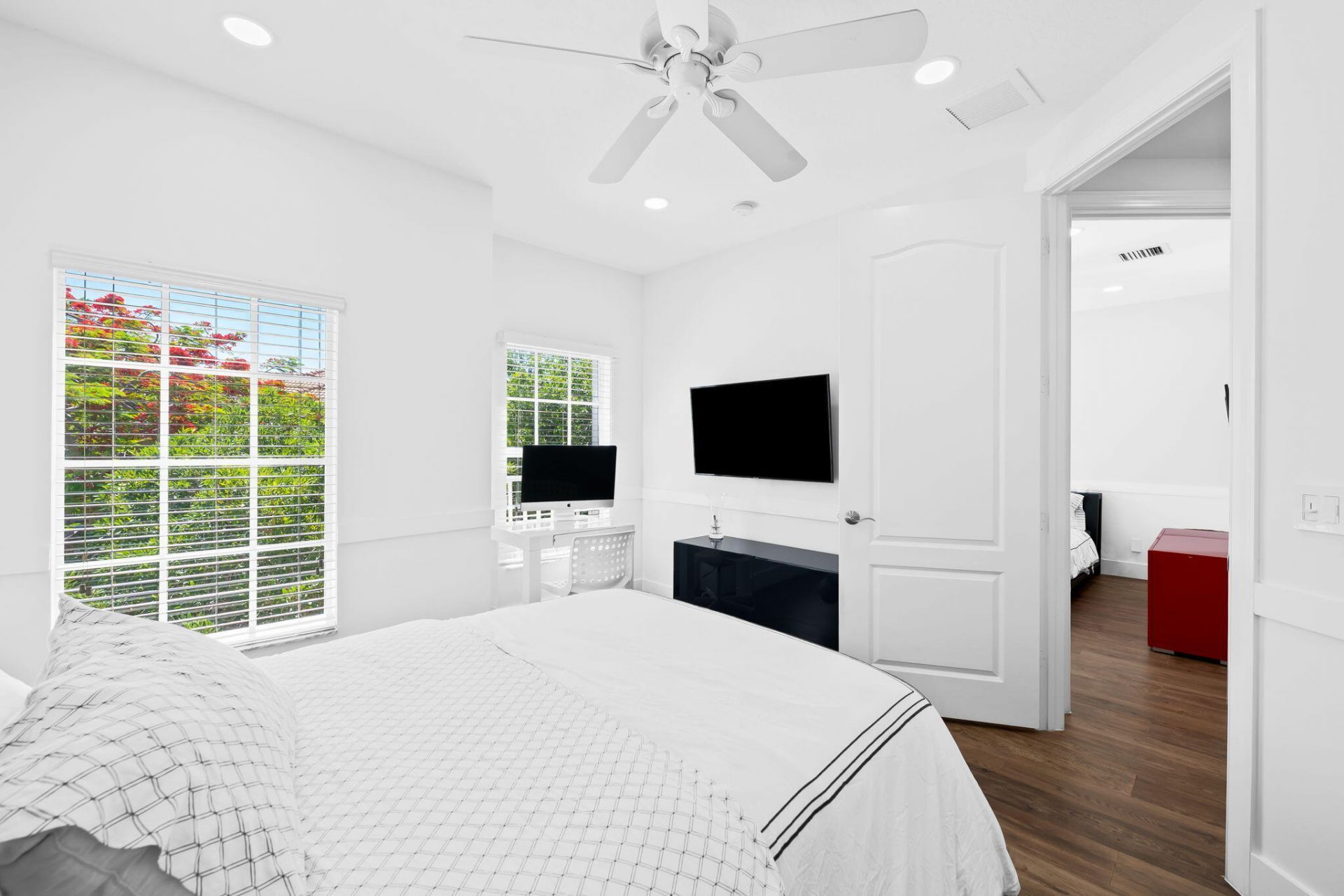 5675 NE Trieste Way, Boca Raton, FL 33487 Photo