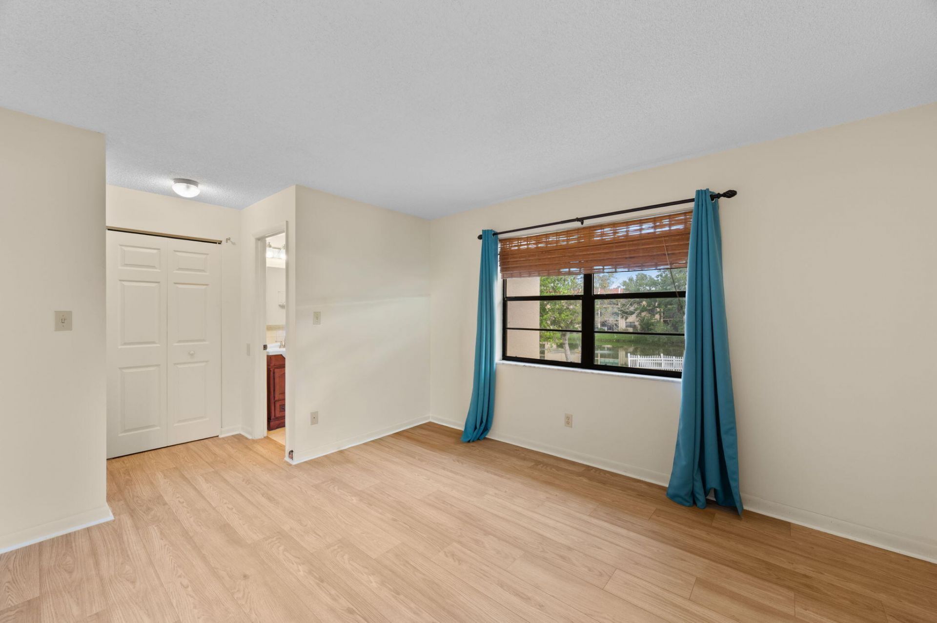 2050 Oleander Boulevard, Unit 2-206, Fort Pierce, FL 34950 Photo