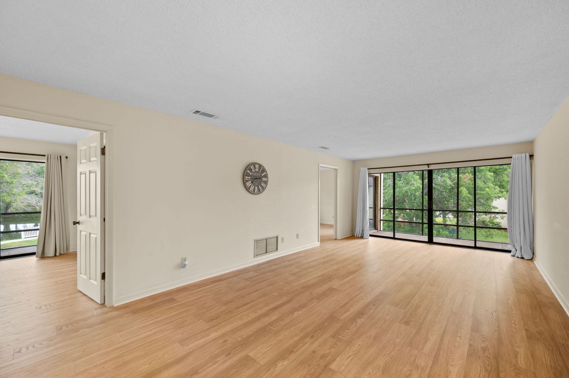 2050 Oleander Boulevard, Unit 2-206, Fort Pierce, FL 34950 Photo