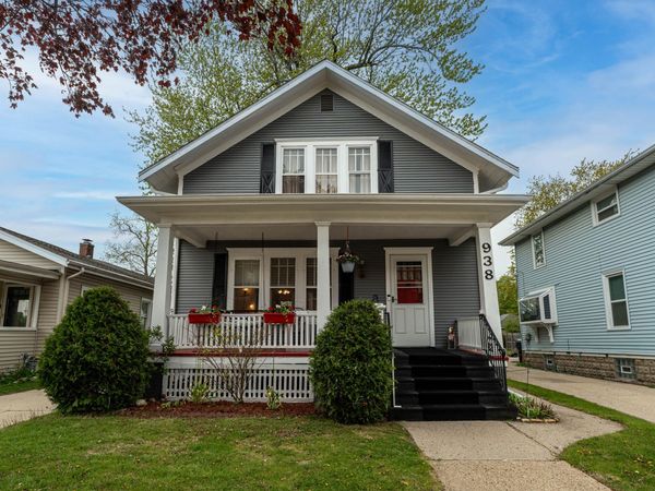 938 Cleveland Ave, Racine, WI 53405