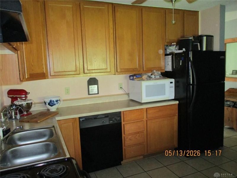 810 Bayberry Drive, New Carlisle, OH 45344 Photo 8