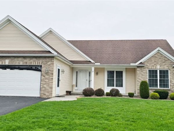 7 Brongo Lane, Spencerport, NY 14559
