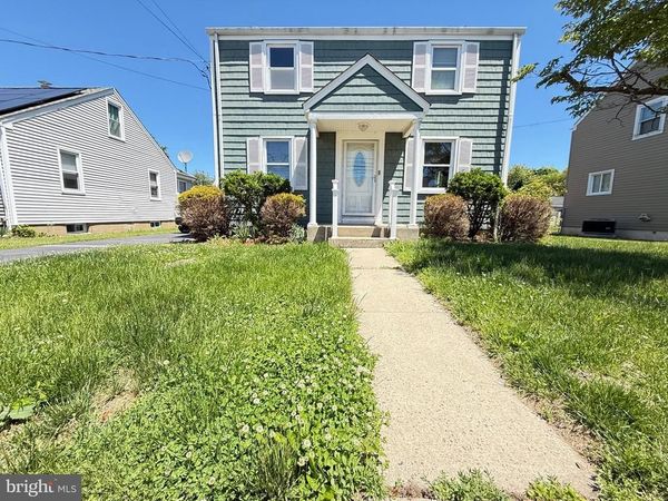 210 KUSER ROAD, HAMILTON, NJ 08619