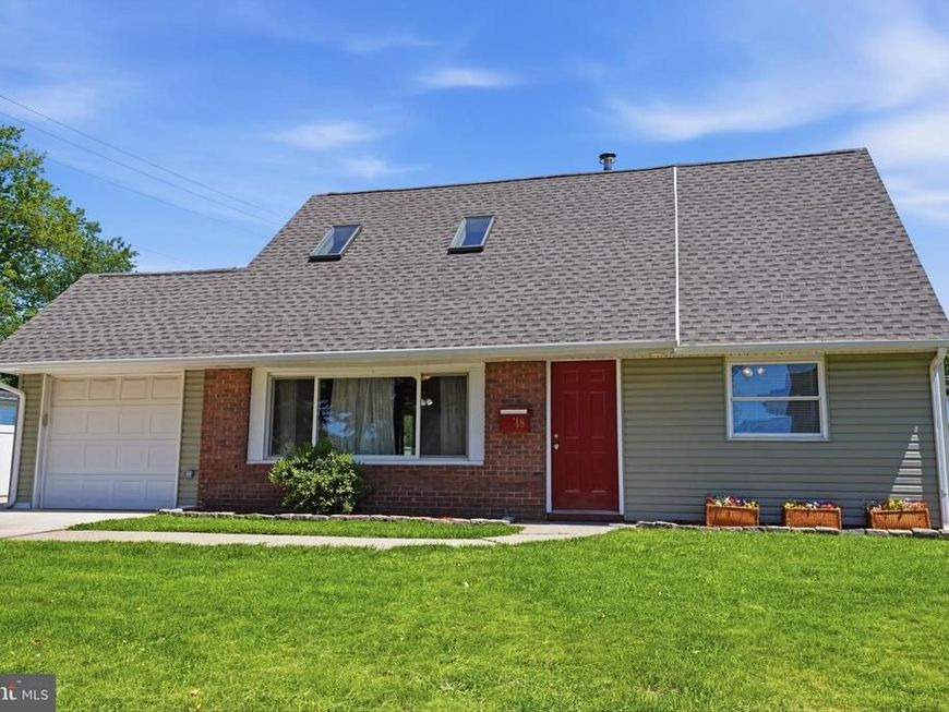 18 Kentucky Lane , Levittown, PA 19055 Main Photo