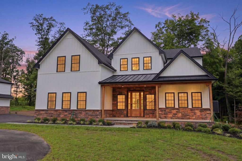 82 SCOTT ROAD, PERKASIE, PA 18944
