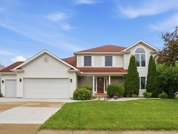 3415 79th Street, Moline, IL 61265